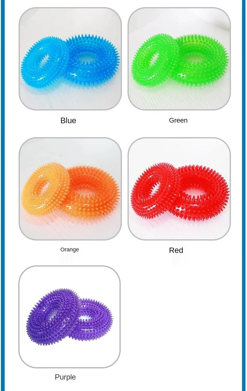 Dog toy sound balls are suitable for pets to resist biting, squeezing, chewing, gripping, and grinding their teeth